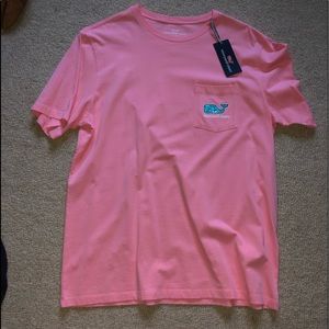 New with tags vineyard vines pocket shirt